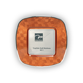 0595-26 - Assiette Orange carré 26 cm Bord argenté